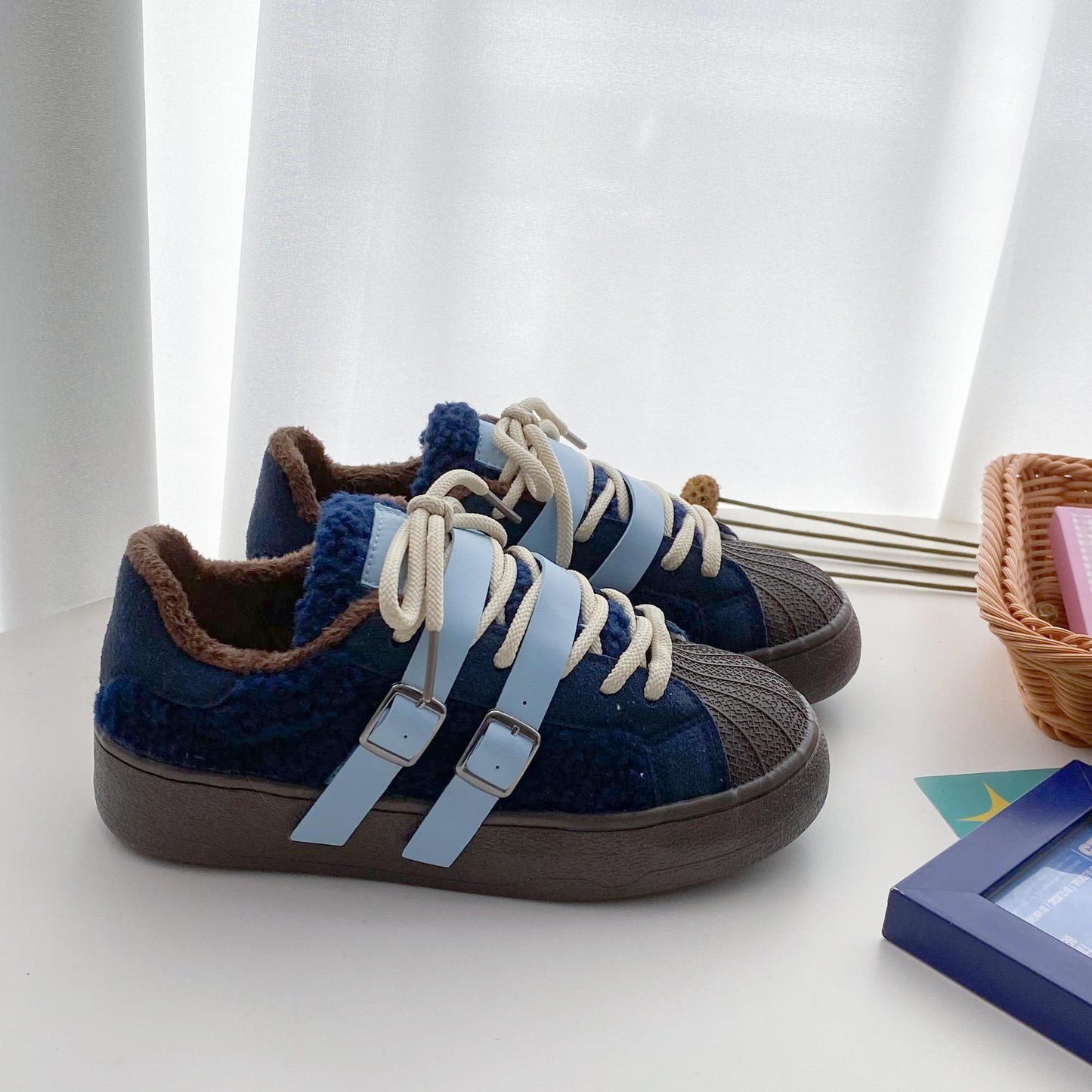 ๐บ๐ธ The American Attitude at Your Feet - The Must-have Casual Sneakers! ๐